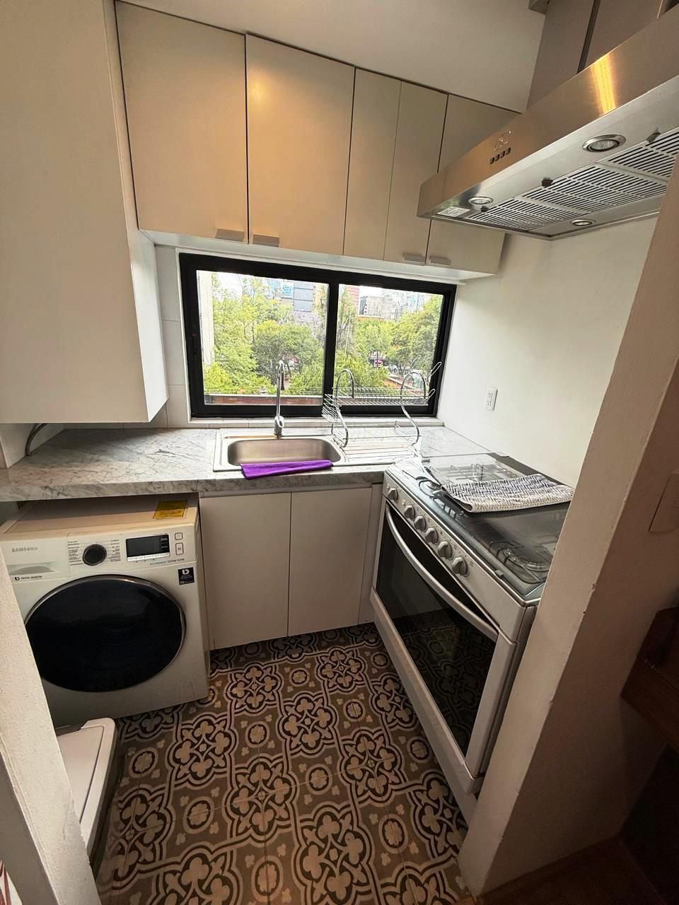 86, Avenida Eje 3 Poniente (Medellin, Roma Norte, 06700 con 2 Recámaras, 2 Baños, 120 Metros Cuadrados y 1 Puestos de Estacionamiento 86, Avenida Eje 3 Poniente (Medellin, Roma Norte, 06700 con 2 Recámaras, 2 Baños, 120 Metros Cuadrados y 1 Puestos de Estacionamiento